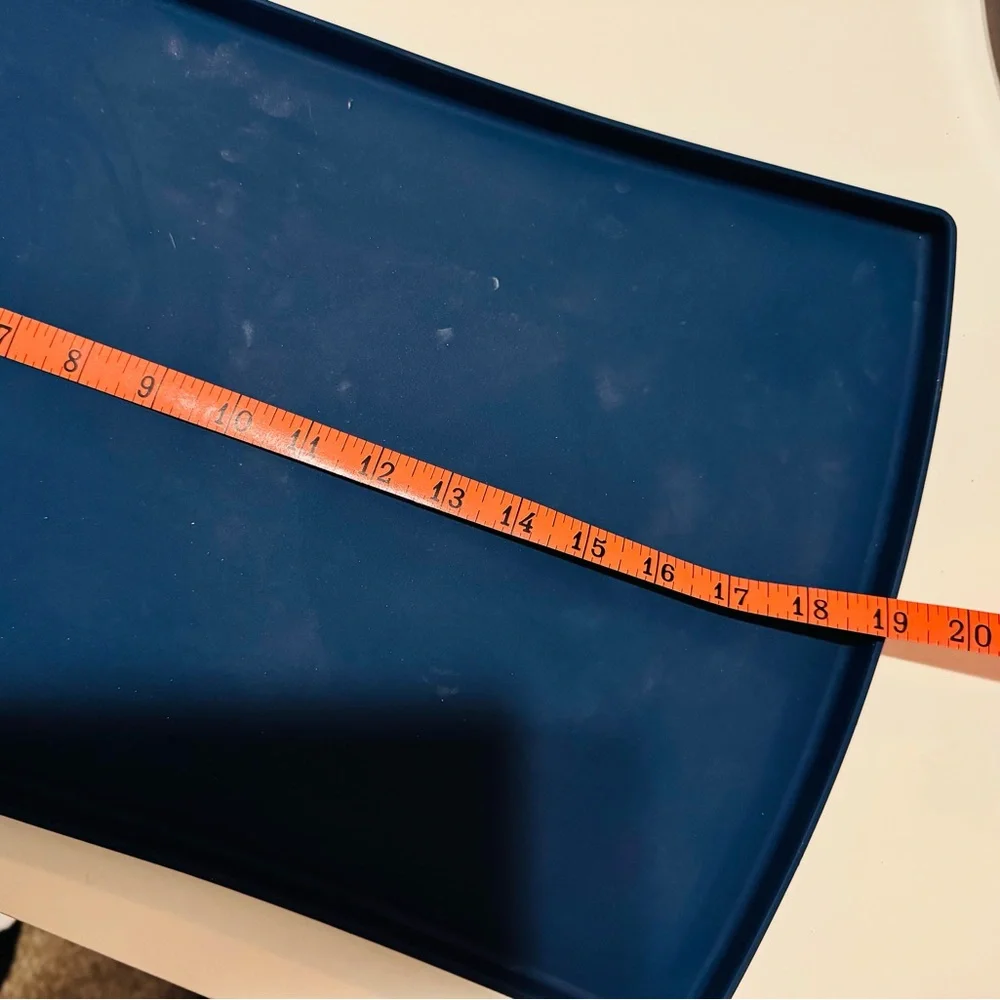 XL 19” Navy Blue Silicone Dog Feeding Mat Waterproof Easy Clean